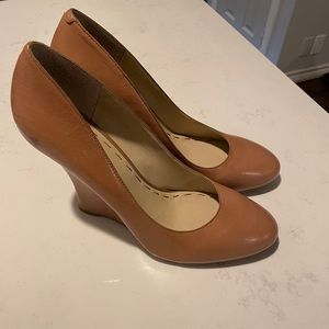 tan wedge leather heel